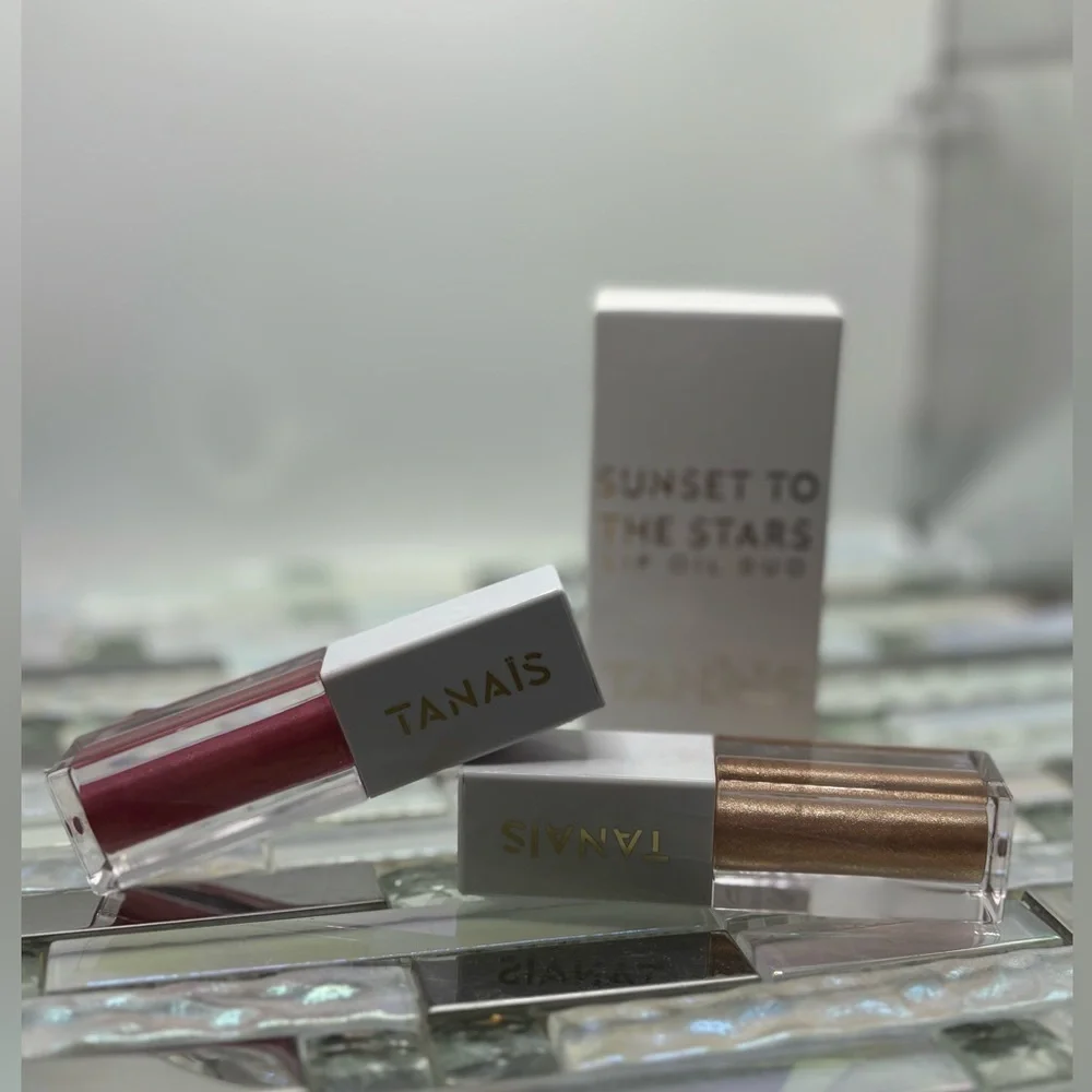 Lip Gloss
LIP OIL DUO
Sephora Tanais โSUNSET TO STARS
Brand New - Picture 7 of 10